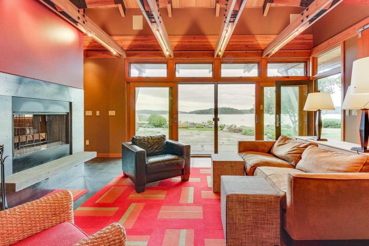 아나코테스 Fidalgo Island Waterfront Stunner 빌라 외부 사진