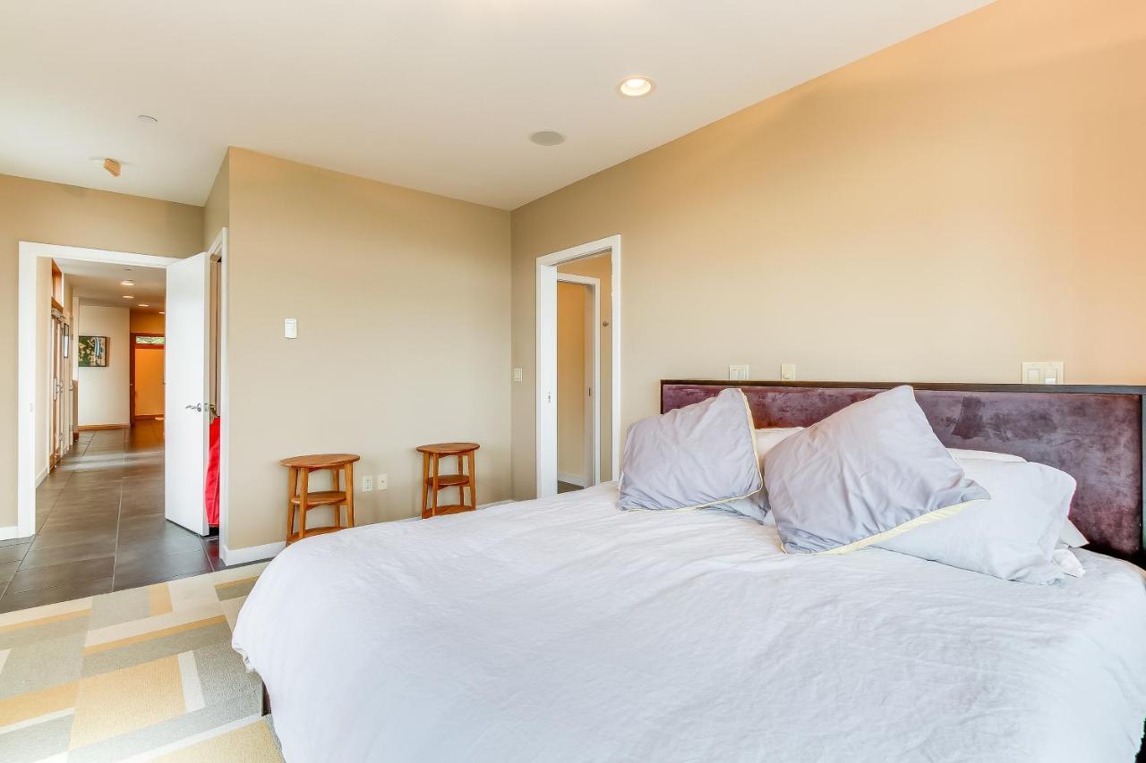 아나코테스 Fidalgo Island Waterfront Stunner 빌라 외부 사진