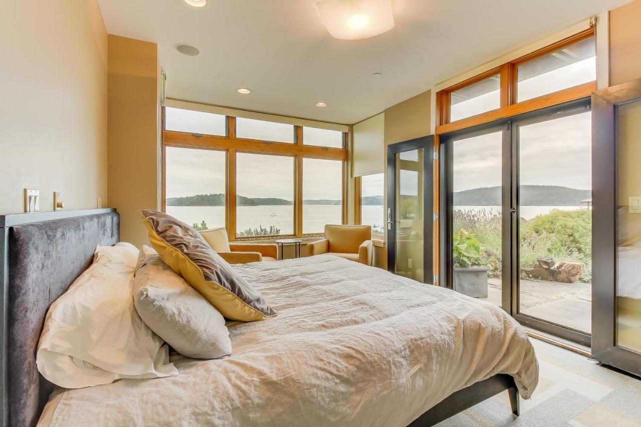 아나코테스 Fidalgo Island Waterfront Stunner 빌라 외부 사진